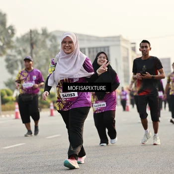 Runner Photo 5924648