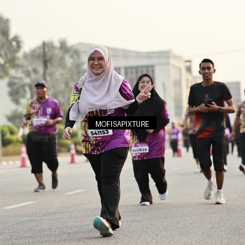 Runner Photo 5924650