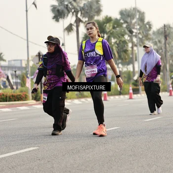 Runner Photo 5924653