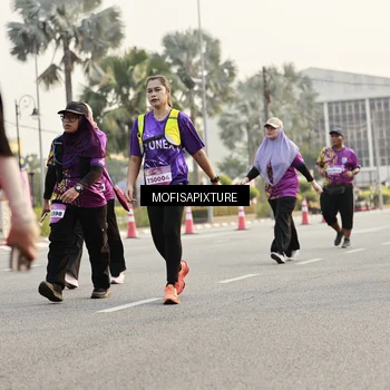 Runner Photo 5924654