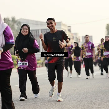 Runner Photo 5924656