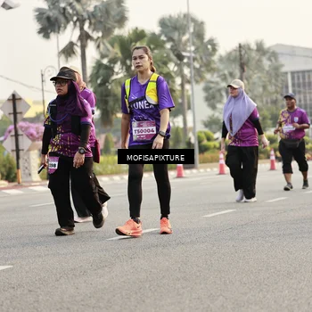 Runner Photo 5924657
