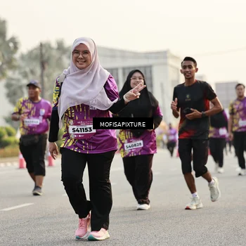 Runner Photo 5924658