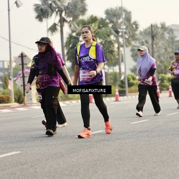 Runner Photo 5924669