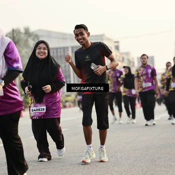 Runner Photo 5924688