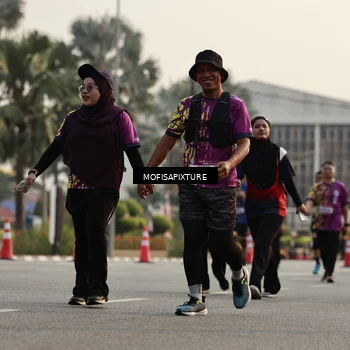 Runner Photo 5924737