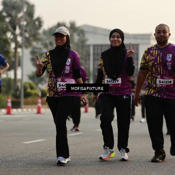 Runner Photo 5924750