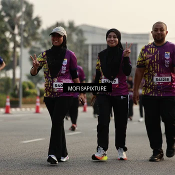 Runner Photo 5924751