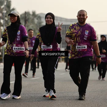 Runner Photo 5924752