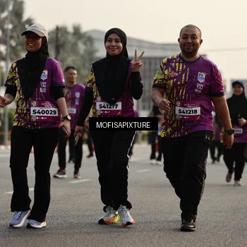 Runner Photo 5924753