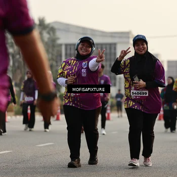 Runner Photo 5924789