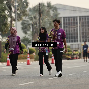 Runner Photo 5924812