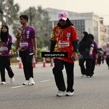 Runner Photo 5924821