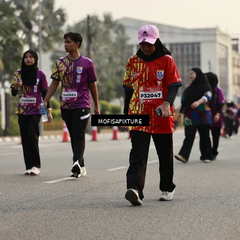 Runner Photo 5924824