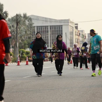 Runner Photo 5924832