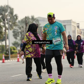 Runner Photo 5924851