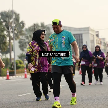 Runner Photo 5924857