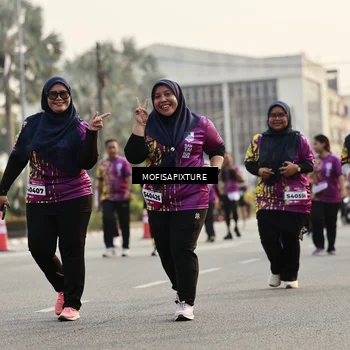 Runner Photo 5924881
