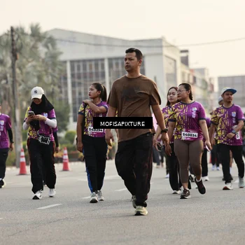 Runner Photo 5924915