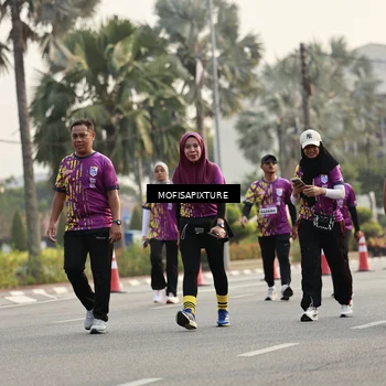 Runner Photo 5924923