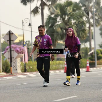 Runner Photo 5924937