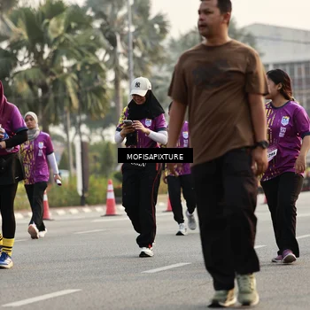 Runner Photo 5924941
