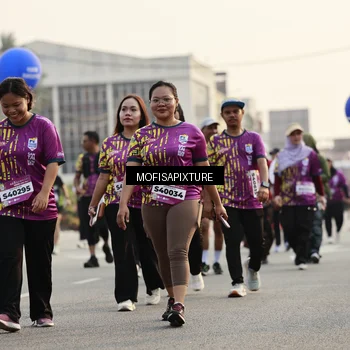 Runner Photo 5924955