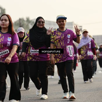 Runner Photo 5924975