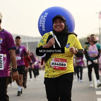 Runner Photo 5925002