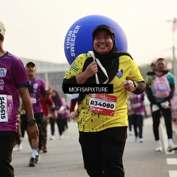 Runner Photo 5925003