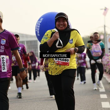 Runner Photo 5925047