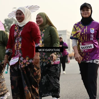 Runner Photo 5925052