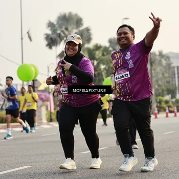 Runner Photo 5925074