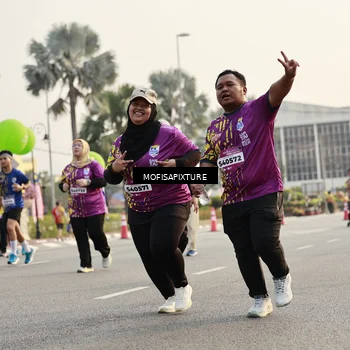 Runner Photo 5925091