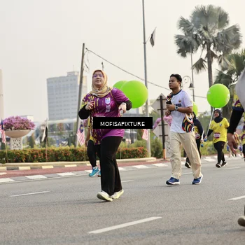 Runner Photo 5925098