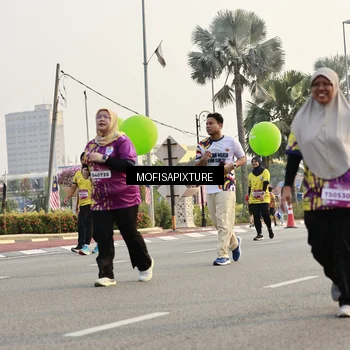 Runner Photo 5925102