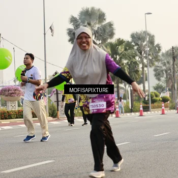 Runner Photo 5925103