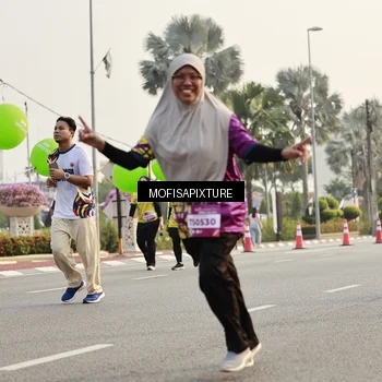 Runner Photo 5925104