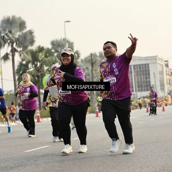 Runner Photo 5925106