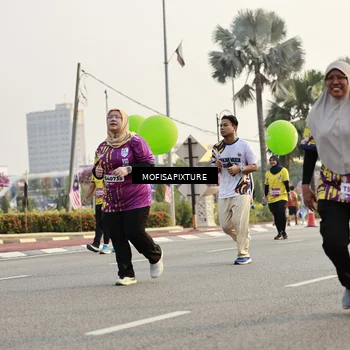 Runner Photo 5925116