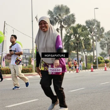 Runner Photo 5925121