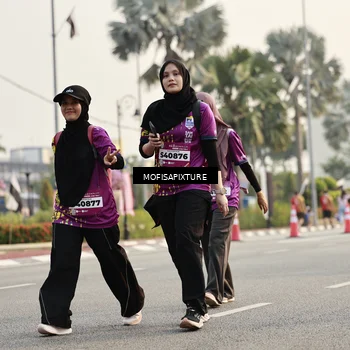 Runner Photo 5925135