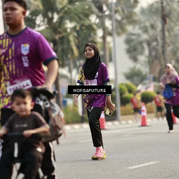 Runner Photo 5925180