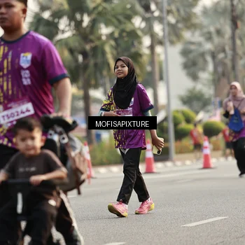 Runner Photo 5925182