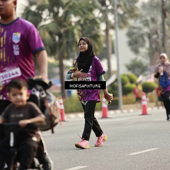 Runner Photo 5925189