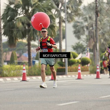 Runner Photo 5925220