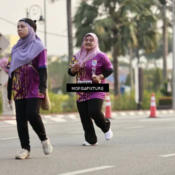 Runner Photo 5925234