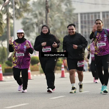 Runner Photo 5925280
