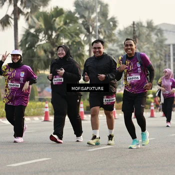 Runner Photo 5925285
