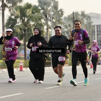 Runner Photo 5925309